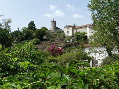 Tignac, entre châtaigniers et pins
