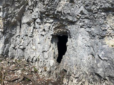 Grotte à Pierre du Bourg - N°18