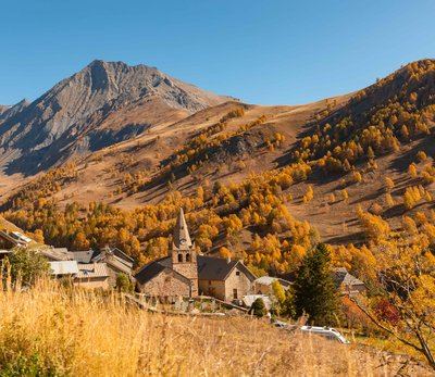 Des Hières au hameau de Valfroide