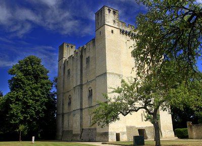 Le Donjon de Chambois, Pays d'Argentan - Randonnée à pied