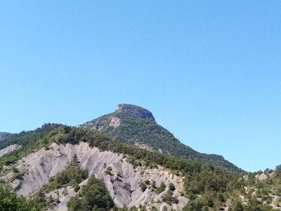 ORPIERRE - Le Rocher Saint-Michel